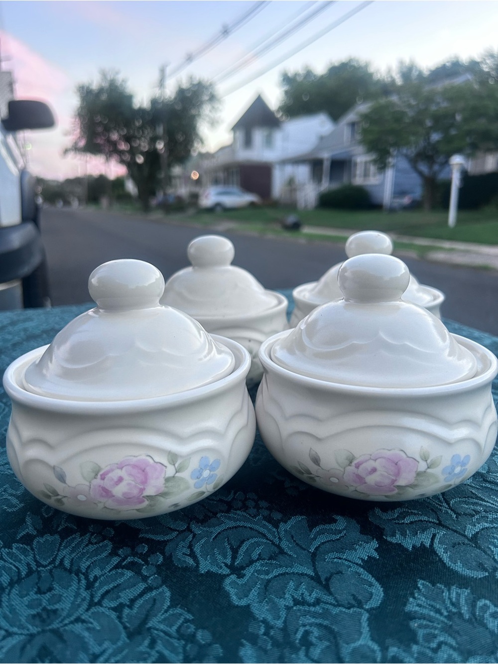 Pfaltzgraff Tea Rose Covered Sugar Bowls Set of 4 Pink Rose Blue Floral